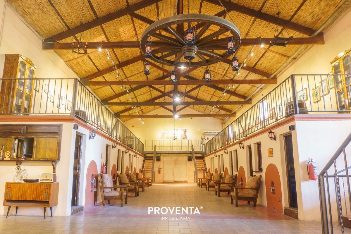 Foto de Salon, Restaurante Cava en Antigua Bodega Maipú Mendoza, imagen 2