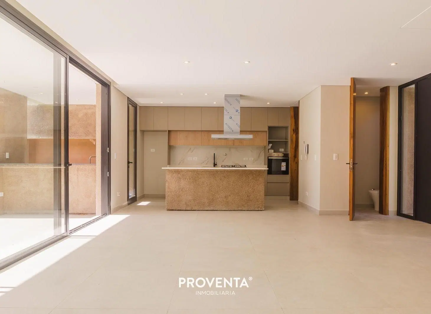 Casa Moderna en Barrio Privado ALTO TERRADA 5
