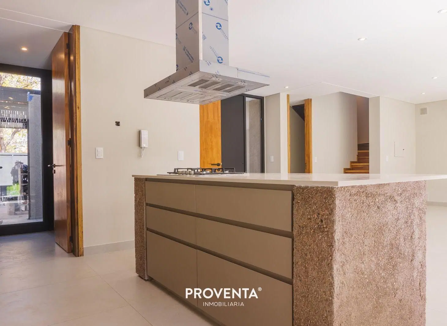Casa Moderna en Barrio Privado ALTO TERRADA 4