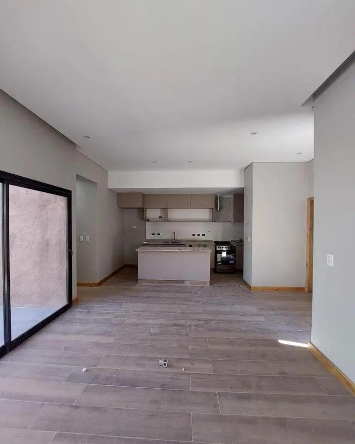 Preciosa casa en Carrodilla , vivir amplio en pocos metros. 5