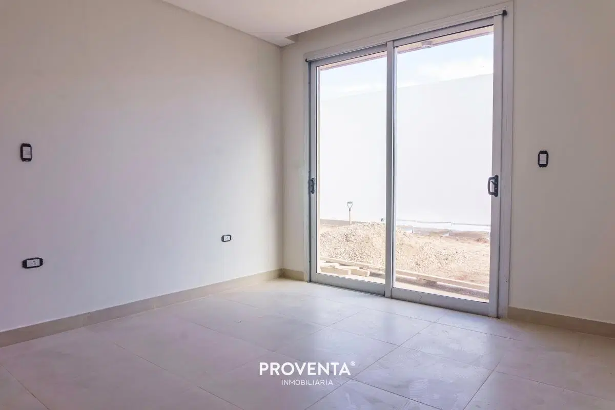 Venta casa 3 Dormitorios - Bo. Ciro de Vieytes - Calidad Constructiva Superior 2