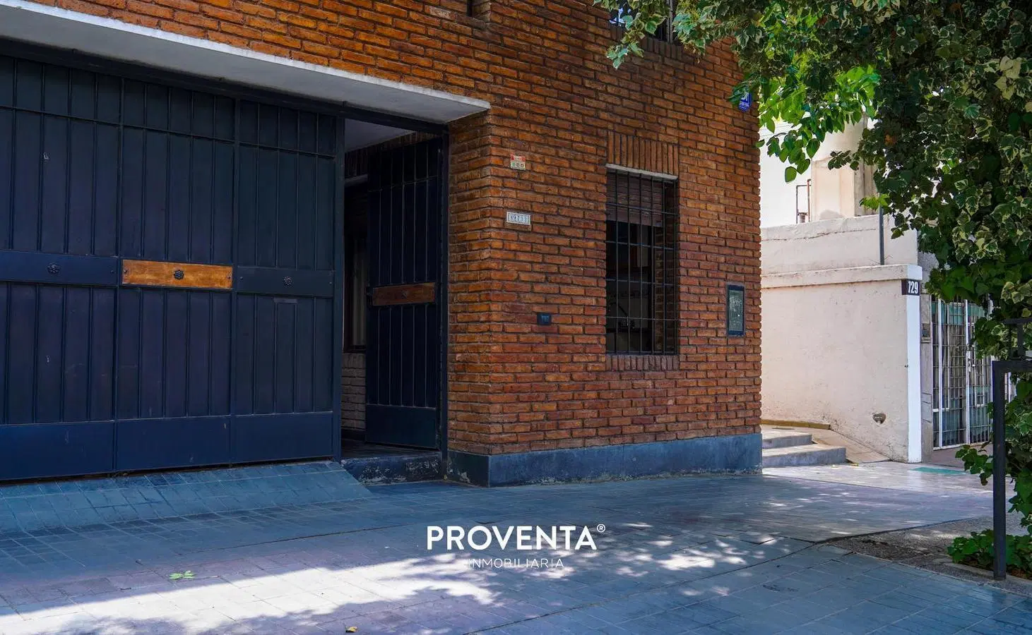 CASA 7 AMBIENTES , JARDÍN , ARQ. DE VANGUARDIA , COCHERAS , QUINTA SECCION, MENDOZA 4