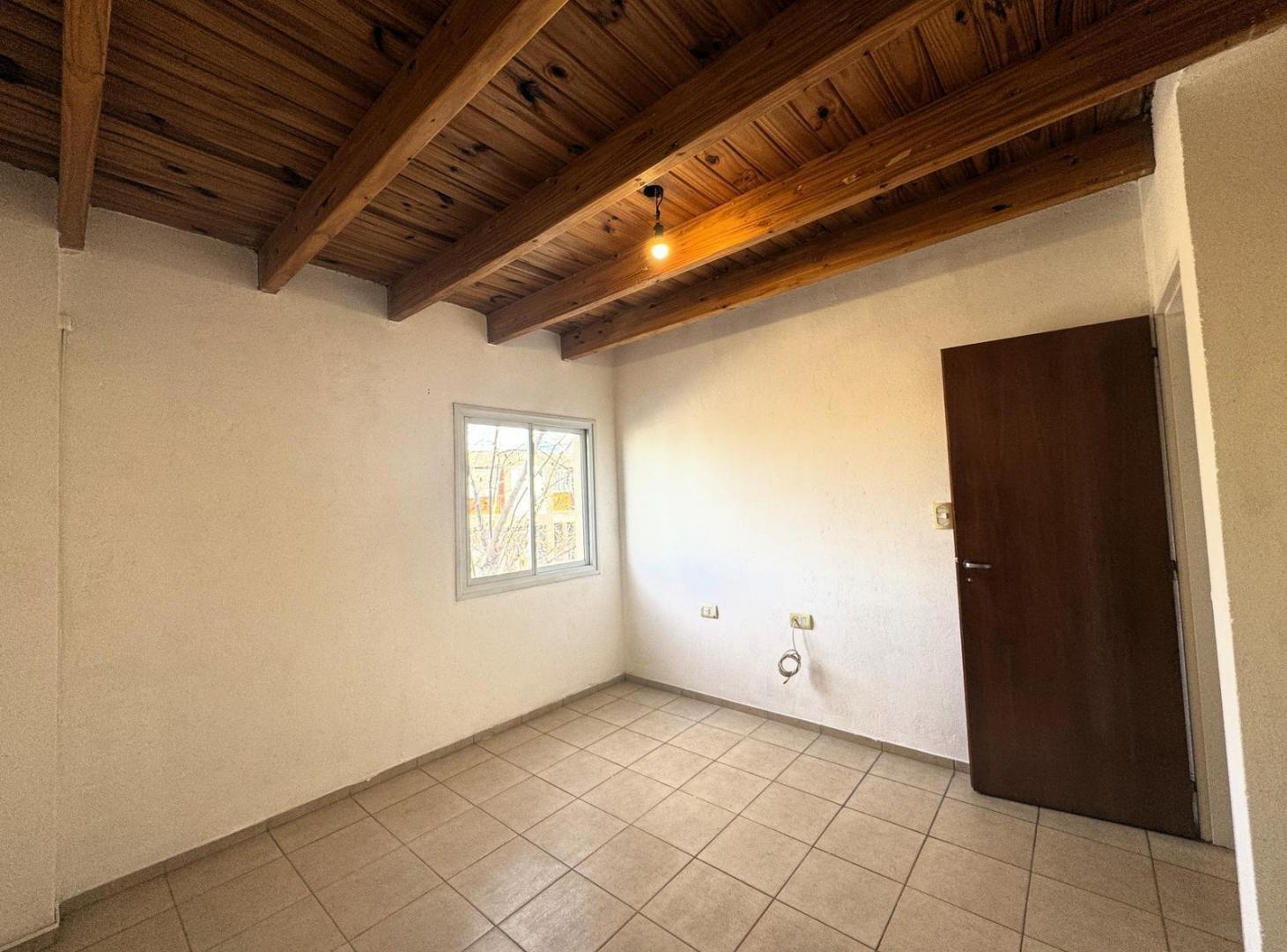 Foto de ALQUILER CASA DUPLEX 3 DORMITORIOS GUAYMALLEN MENDOZA, imagen 2