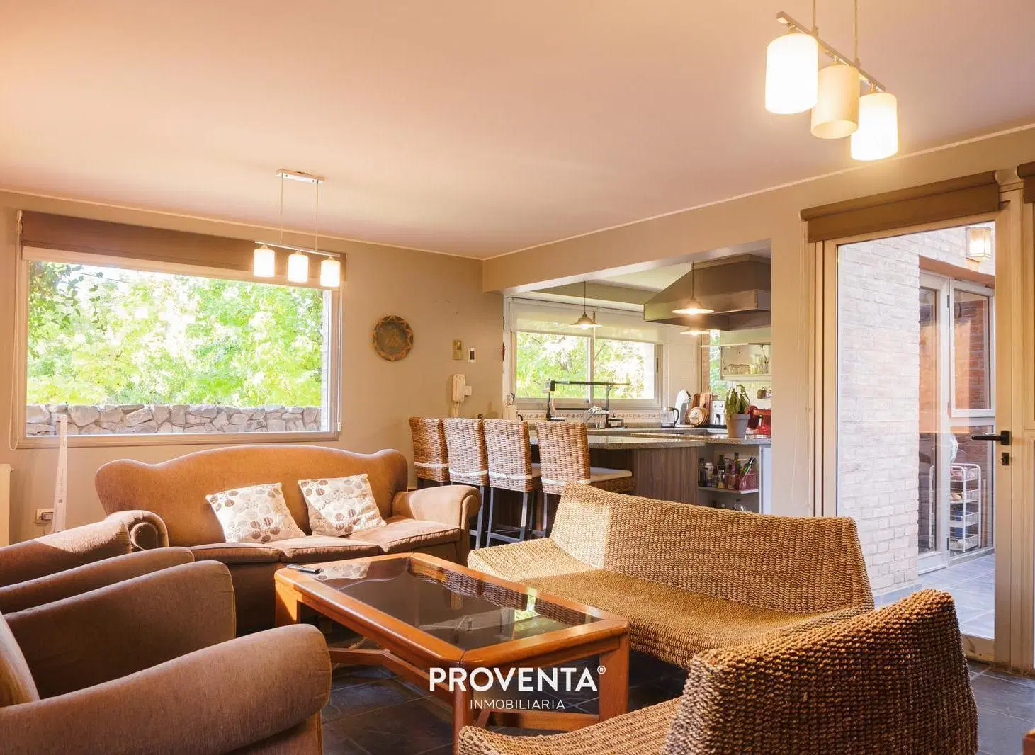 Casa venta Club de Golf Club de Campo Guaymallen Mendoza 4 dormitorios 8