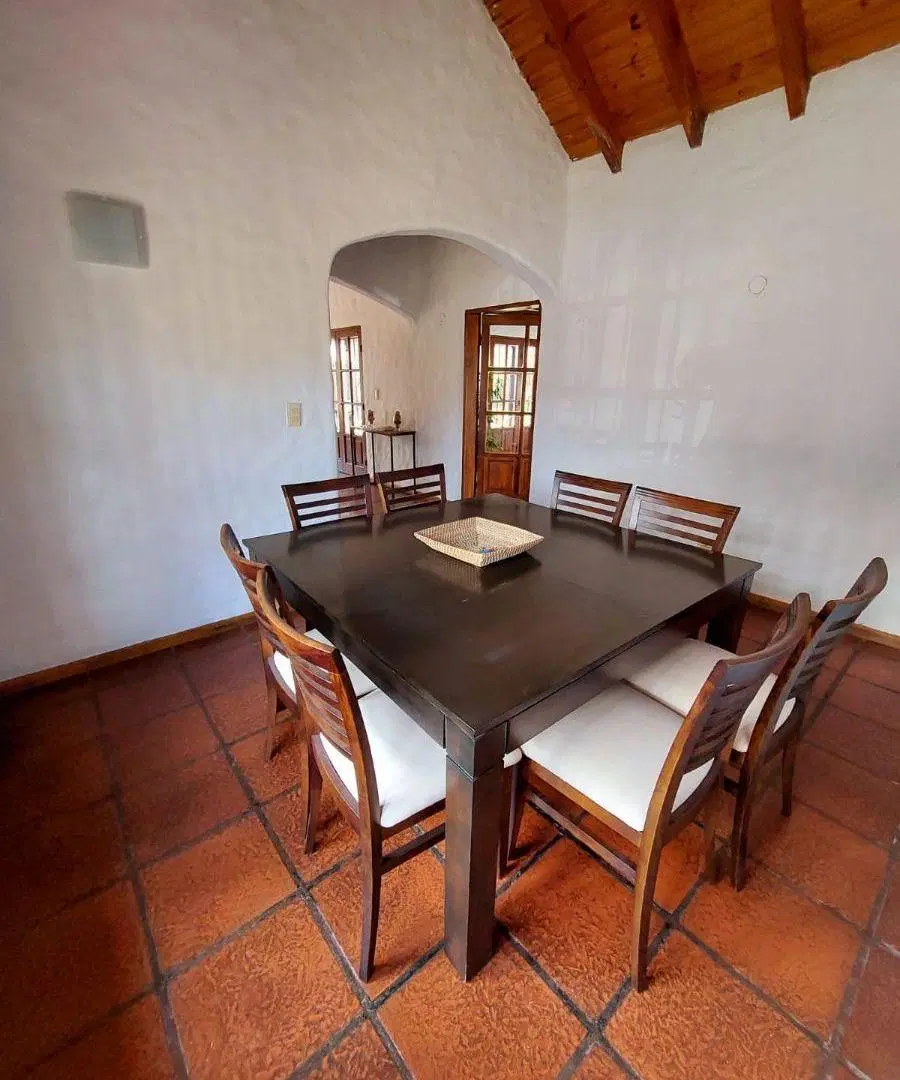 Casa en Chacras de coria , callejon privado 5 dorm 5