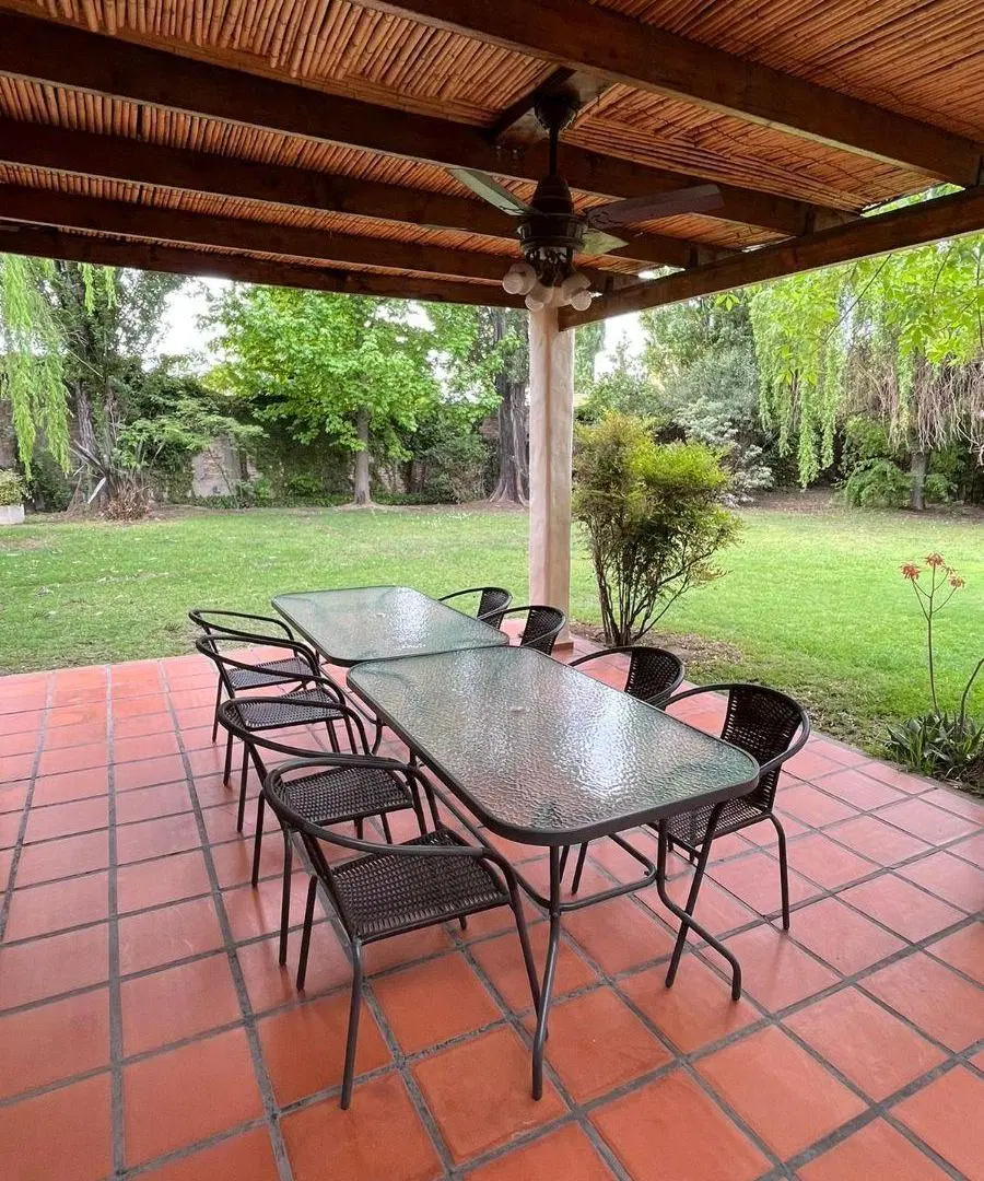 Casa en Chacras de coria , callejon privado 5 dorm 3