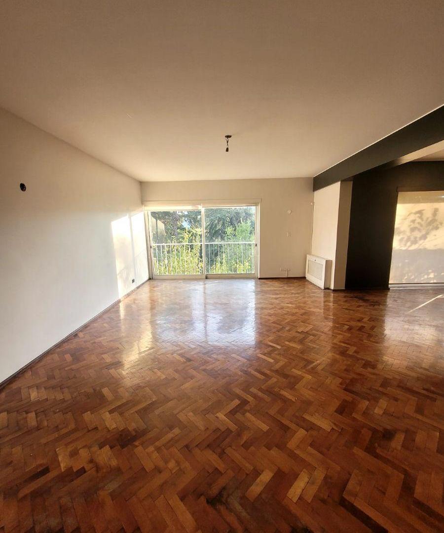 Foto de ALQUILER DEPARTAMENTO 5 AMBIENTES 3 DORMITORIOS 2 BAÑOS BALCÓN CIUDAD, imagen 2
