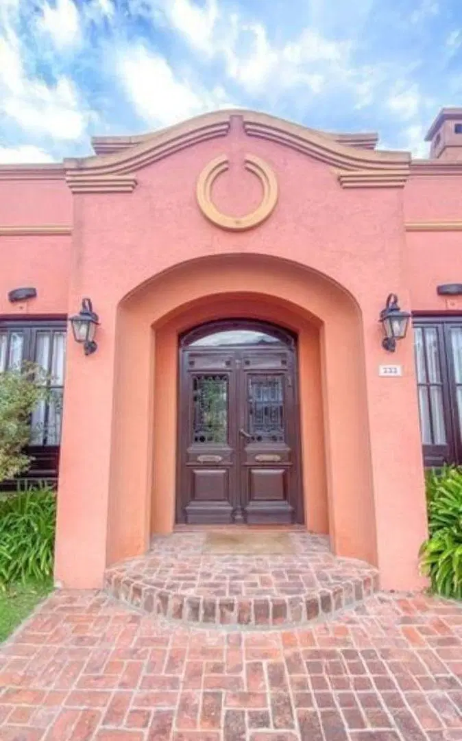 Casa en Barrio San Eliseo - Vende y Alquila 1