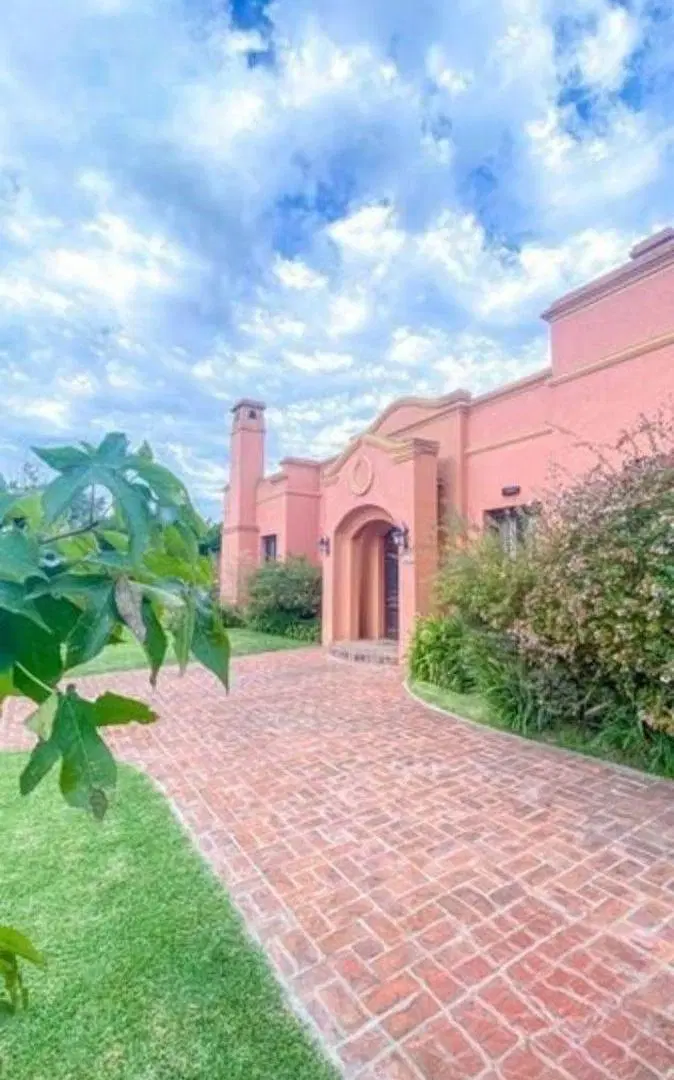 Casa en Barrio San Eliseo - Vende y Alquila 4