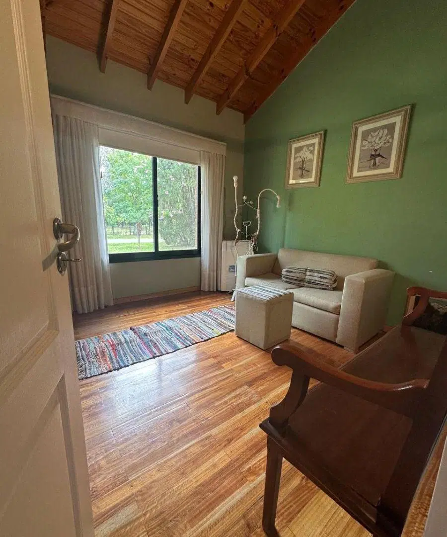 CHALET 4 amb , pileta y paqrque ( alquiler o venta ) 5