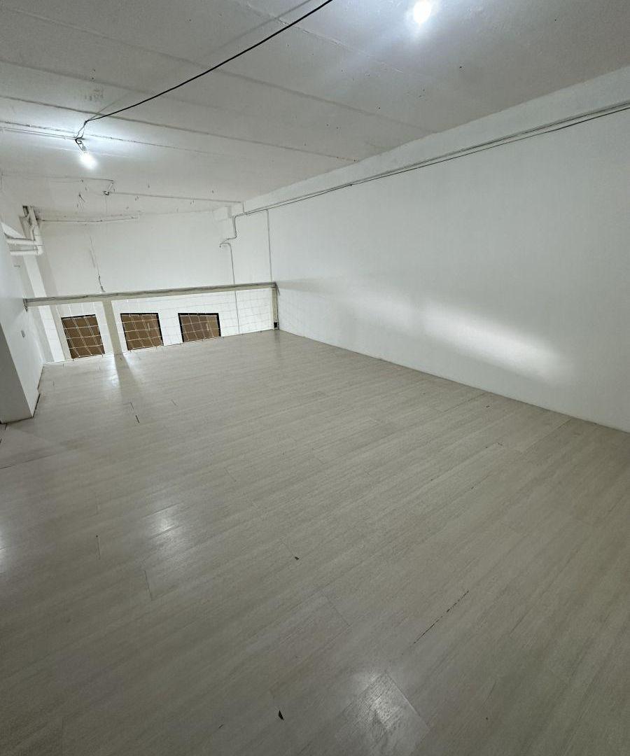 Foto de Local comercial en el corazón de Plaza Canning, imagen 5