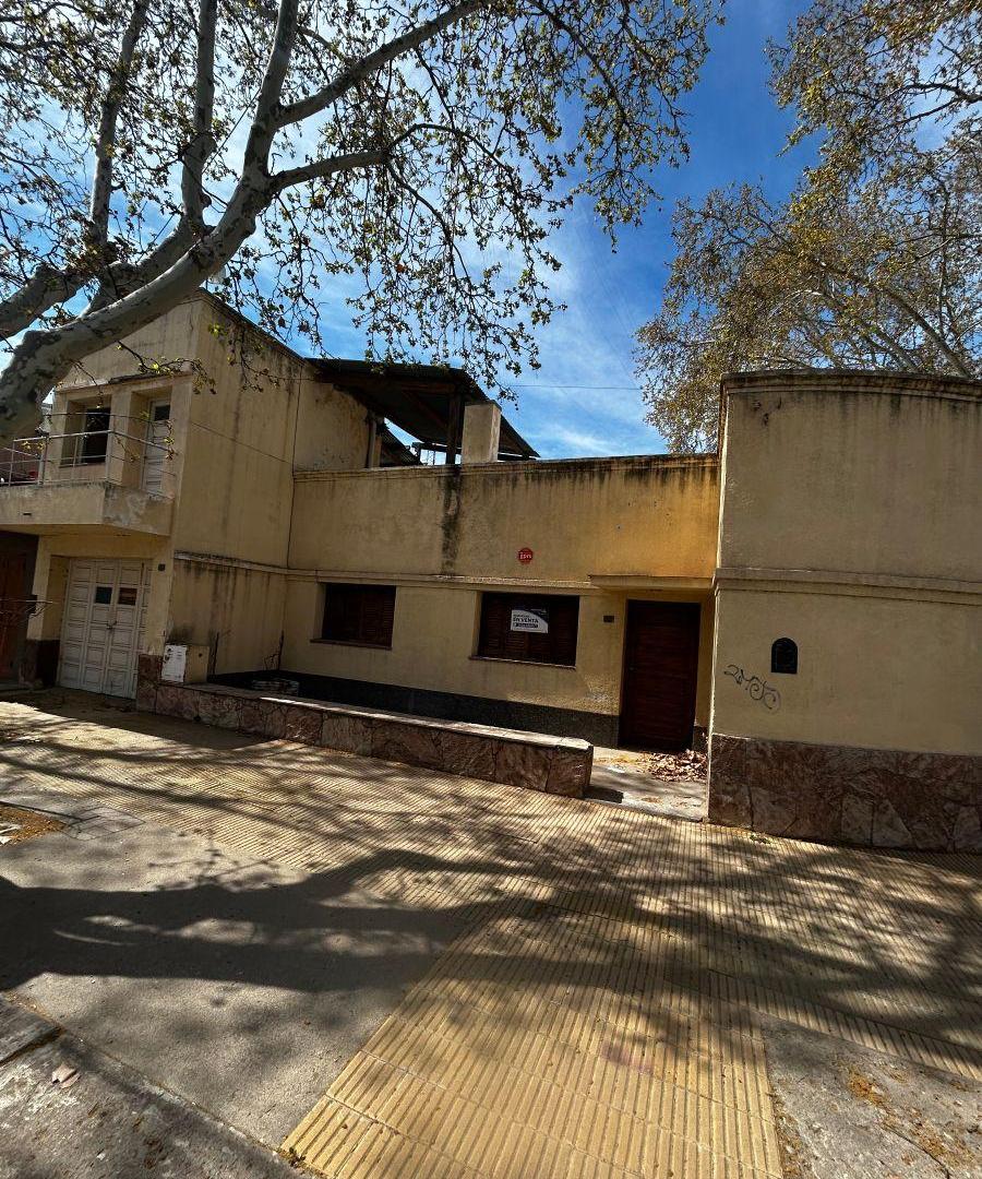 Foto de Casa zona centro para Refaccionar, imagen 1
