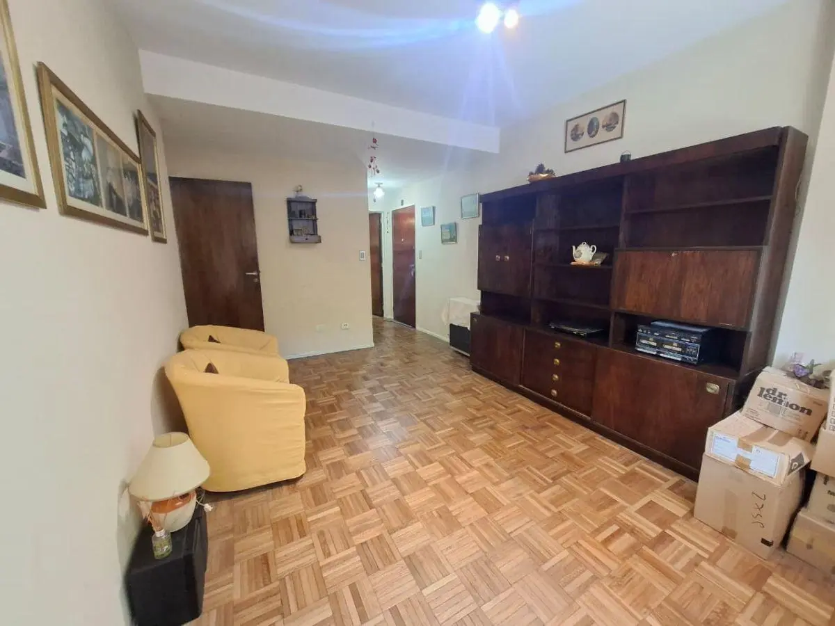 RESERVADO - Departamento 3 Ambientes en Planta Baja Al Frente con Patio 2