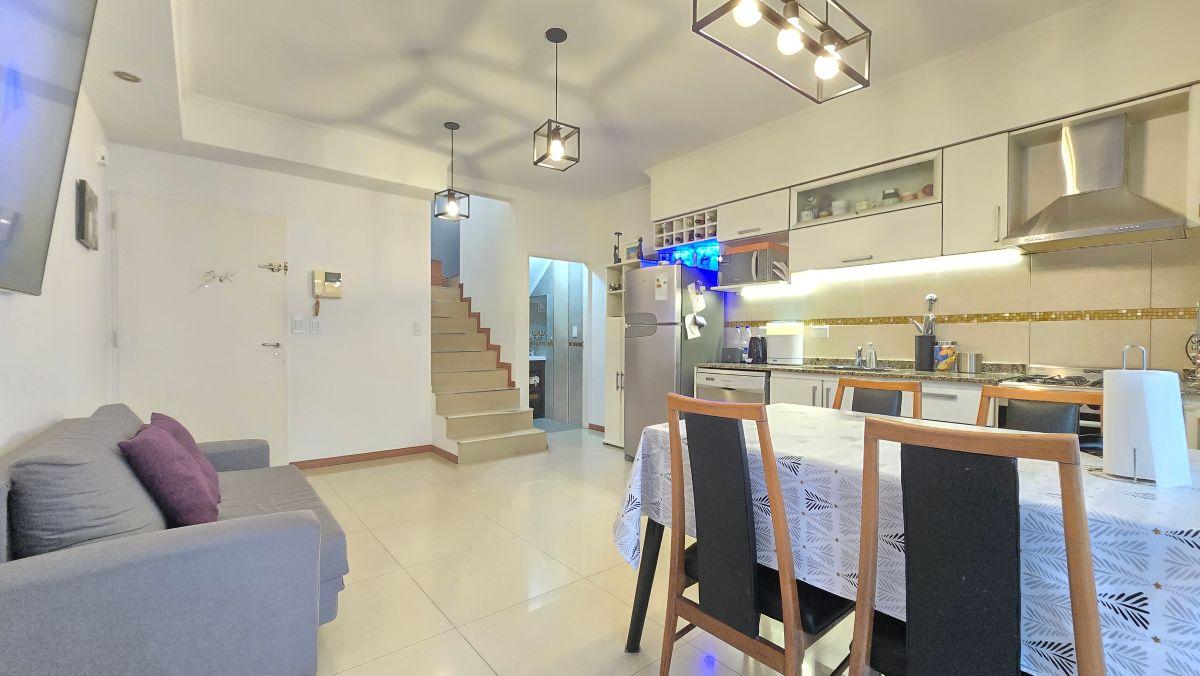 Impecable 2 ambientes con Jardín, Parilla, toillete y baño completo