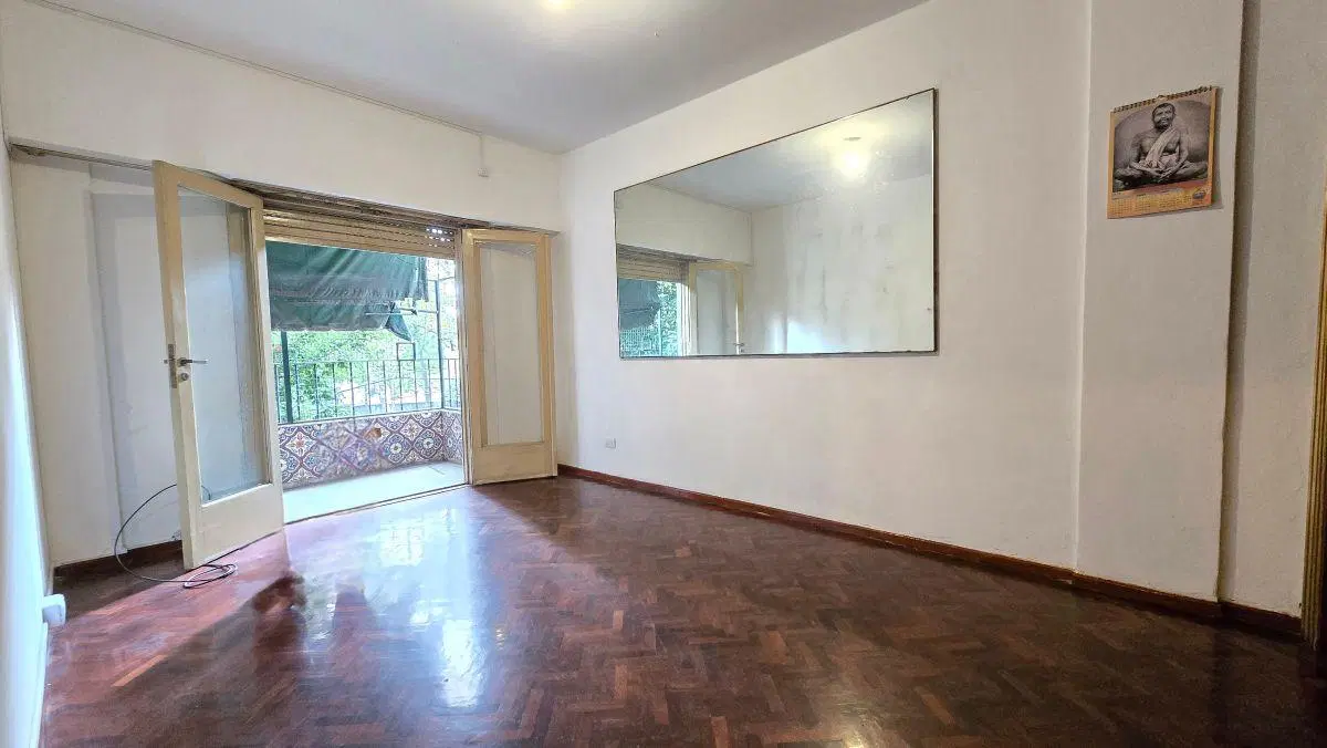 Departamento 3 ambientes con amplio balcón al frente 5
