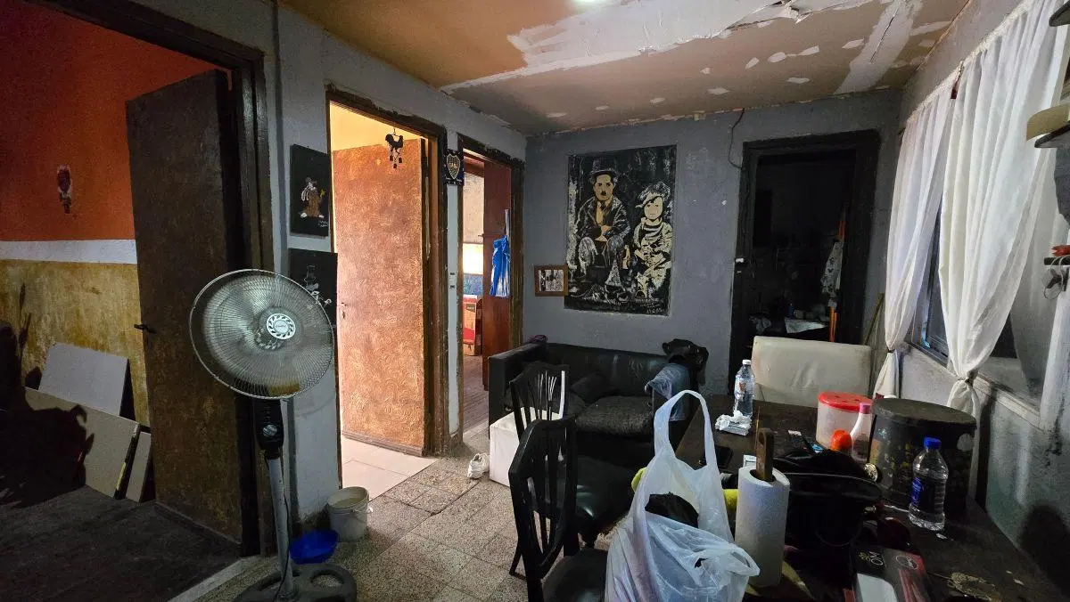Casa en Lote Propio con Terraza a Refaccionar en Villa Pueyrredón 3