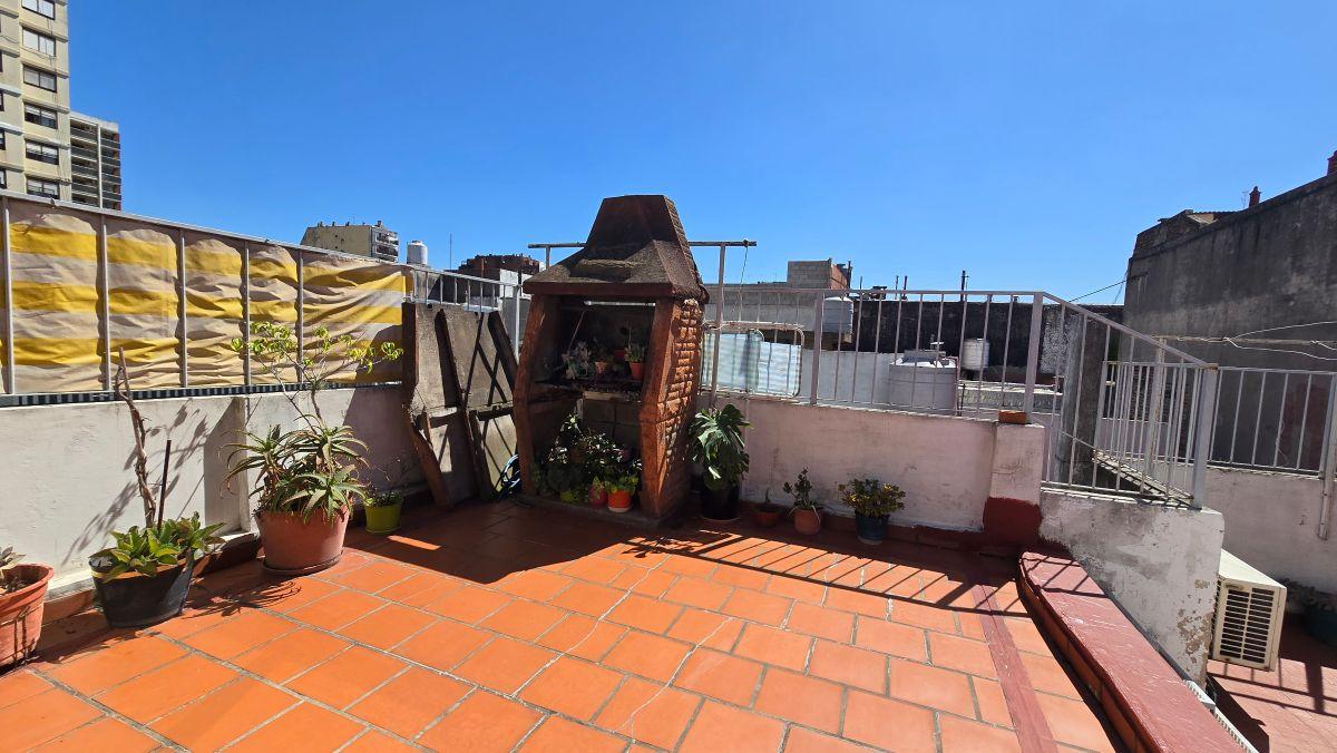 PH 4 Ambientes con Hermosa Terraza Propia en Barracas