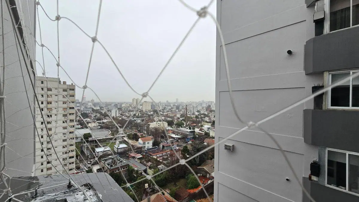 Departamento 2 ambientes, renovado a nuevo. Piso alto 4