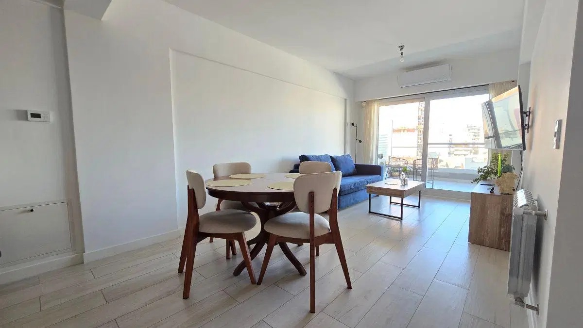 Departamento 2 ambientes con balcón terraza en edificio con amenities 1