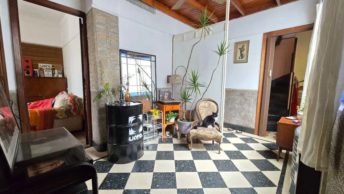 Amplio PH 3 ambientes con Terraza propia 3