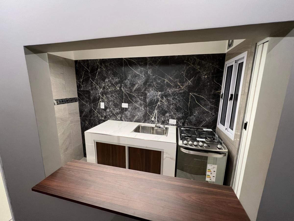 Foto de Excelente 2 ambientes remodelado a nuevo - ubicación privilegiada, imagen 3