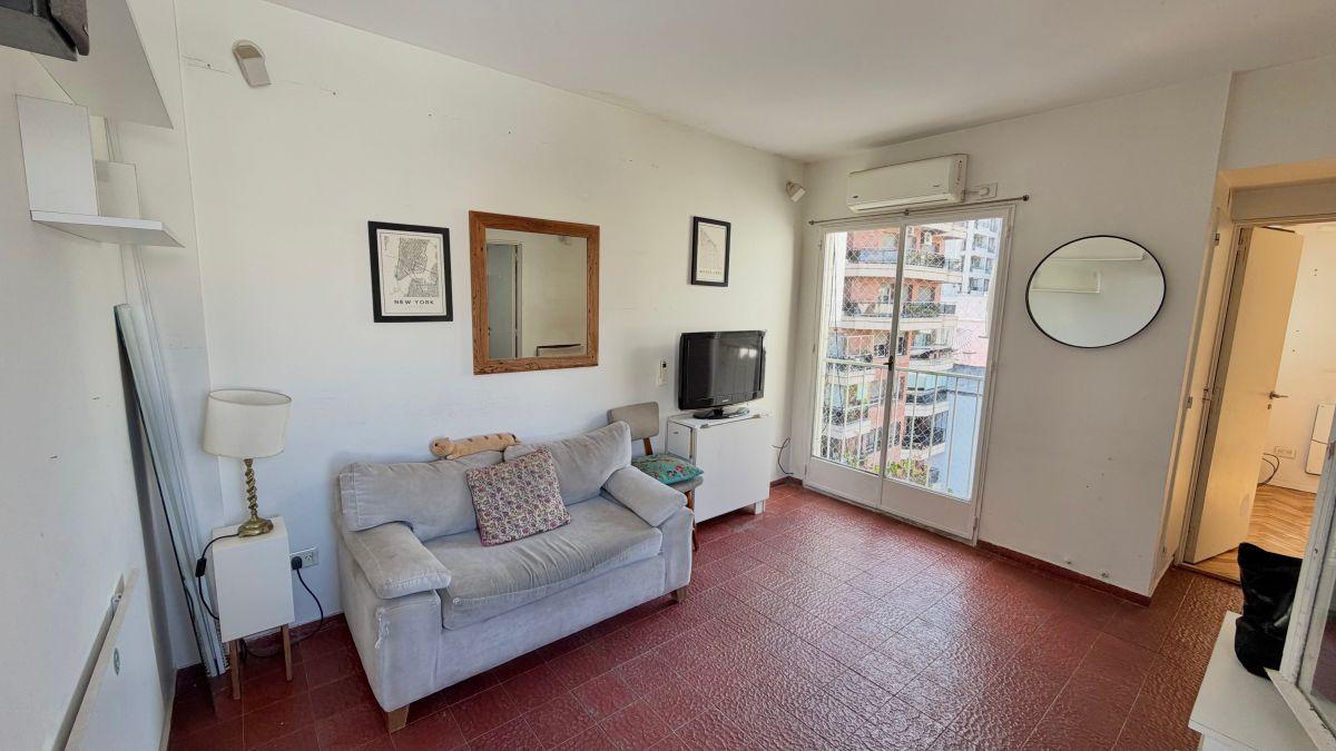 Foto de Luminoso Departamento 2 Ambientes con Cocina Separada en Belgrano R, imagen 1