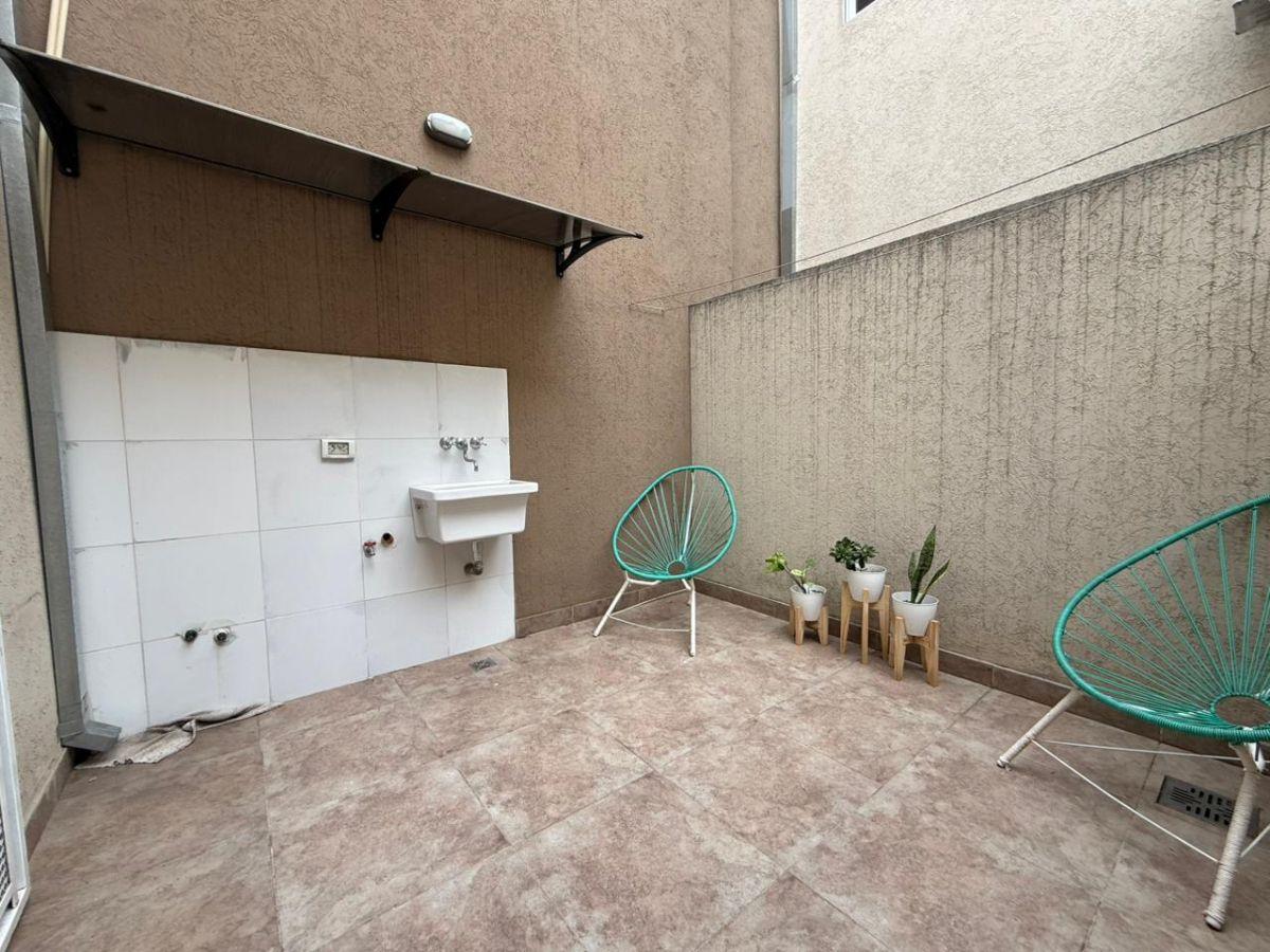Foto de PH 2 Ambientes con Patio, Planta Baja Al Frente. Muy Luminoso, imagen 3