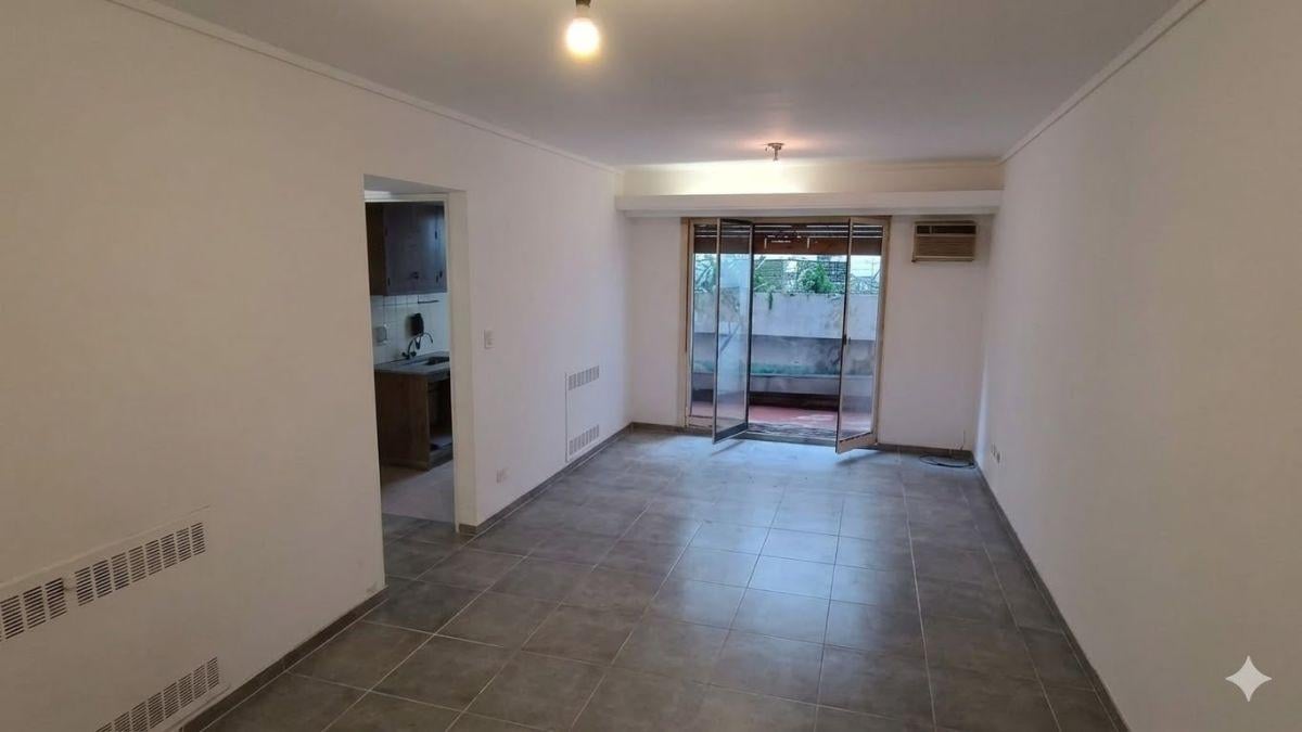 Foto de Monoambiente con patio propio, imagen 1