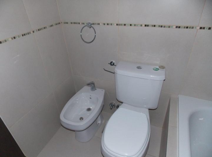 DUEÑO DIRECTO Laprida 2046 1º piso, con patios 5
