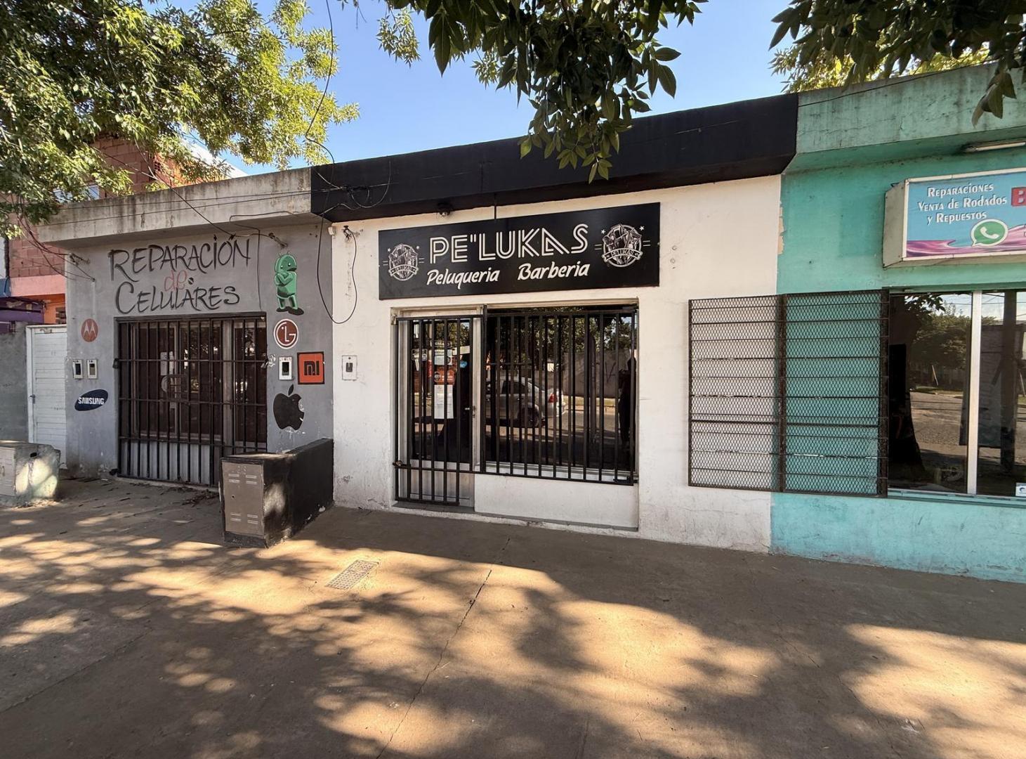 Local en Granadero Baigorria