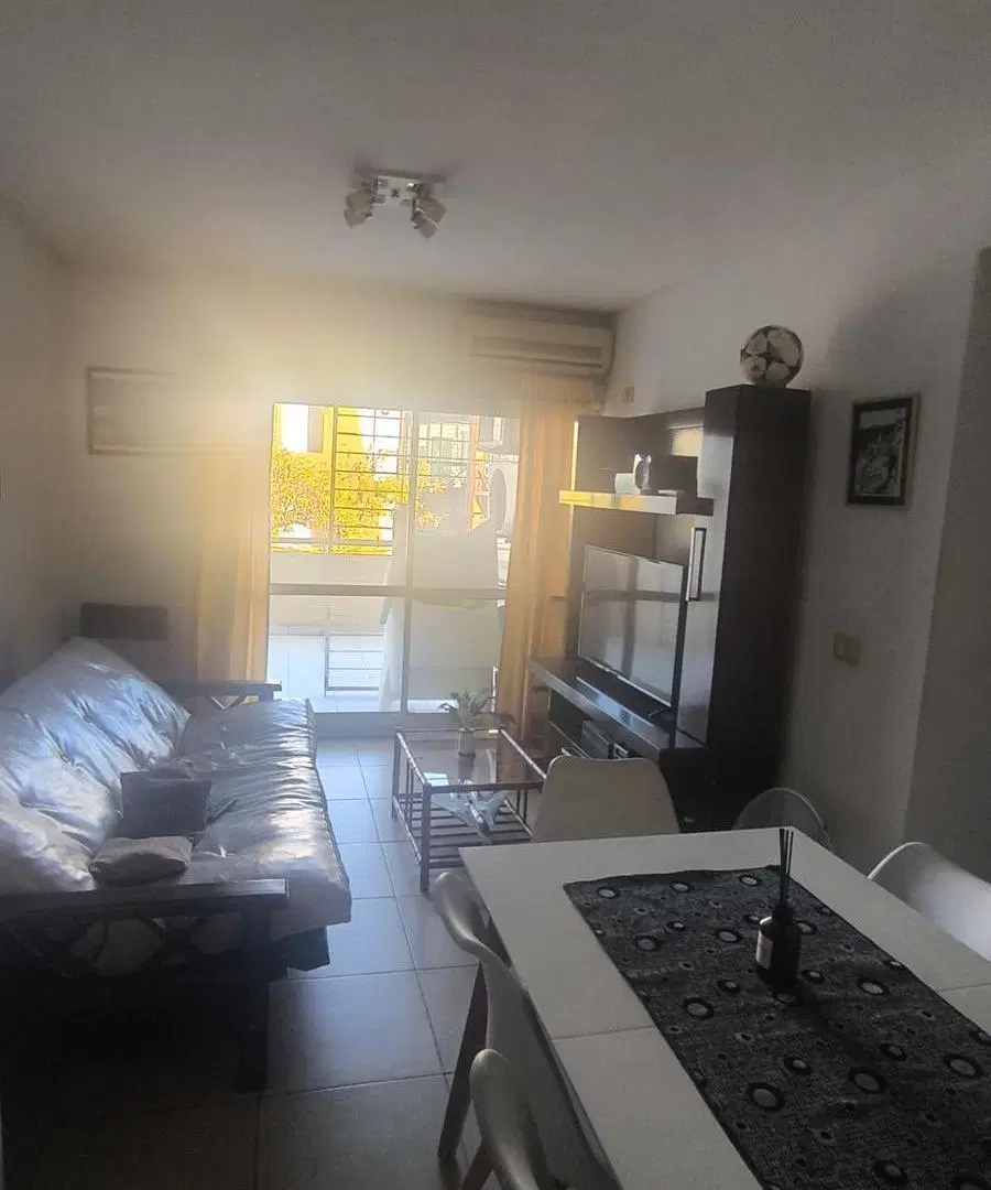 Departamento en Abasto 4