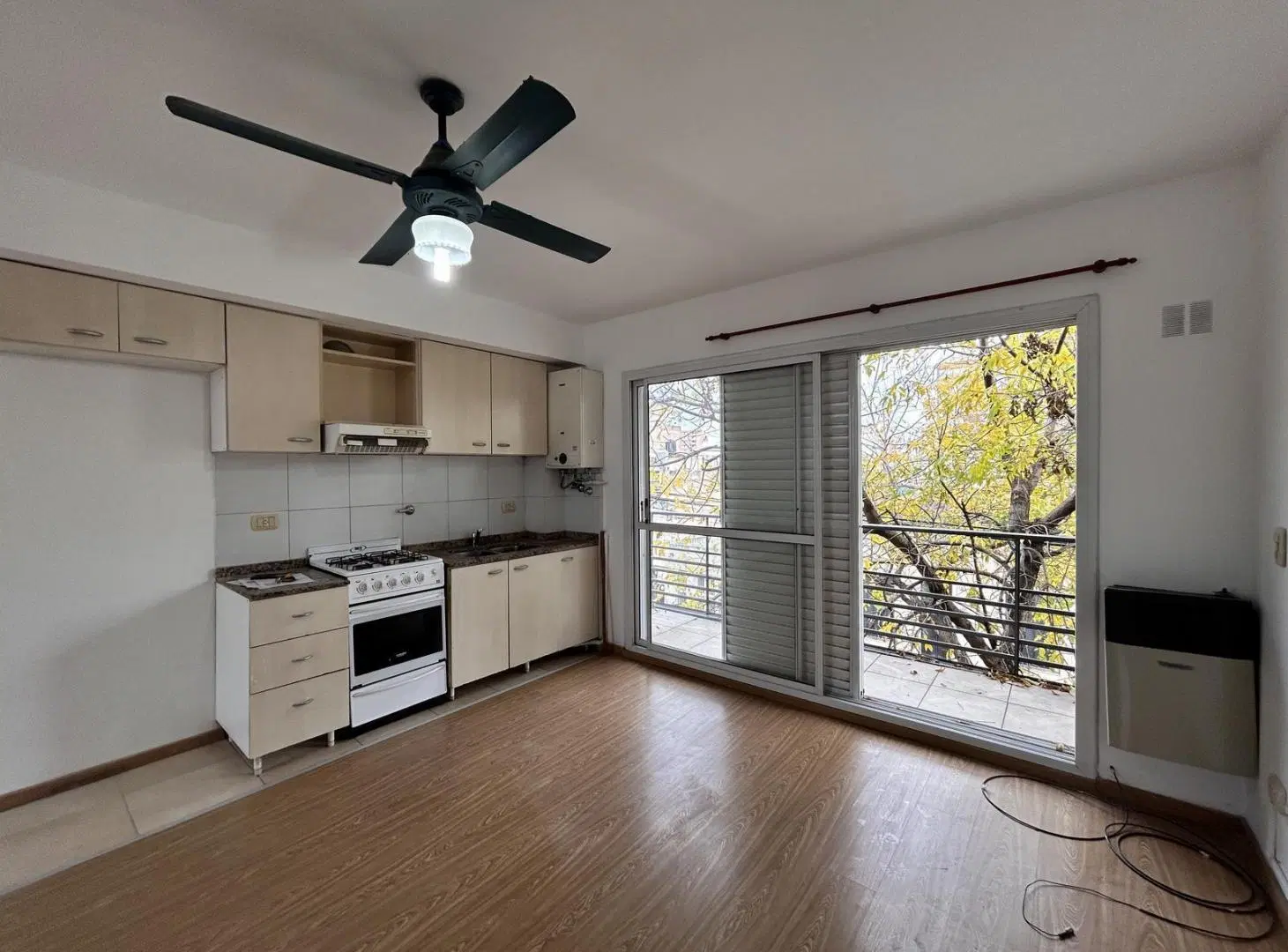Departamento en Luis Agote 3