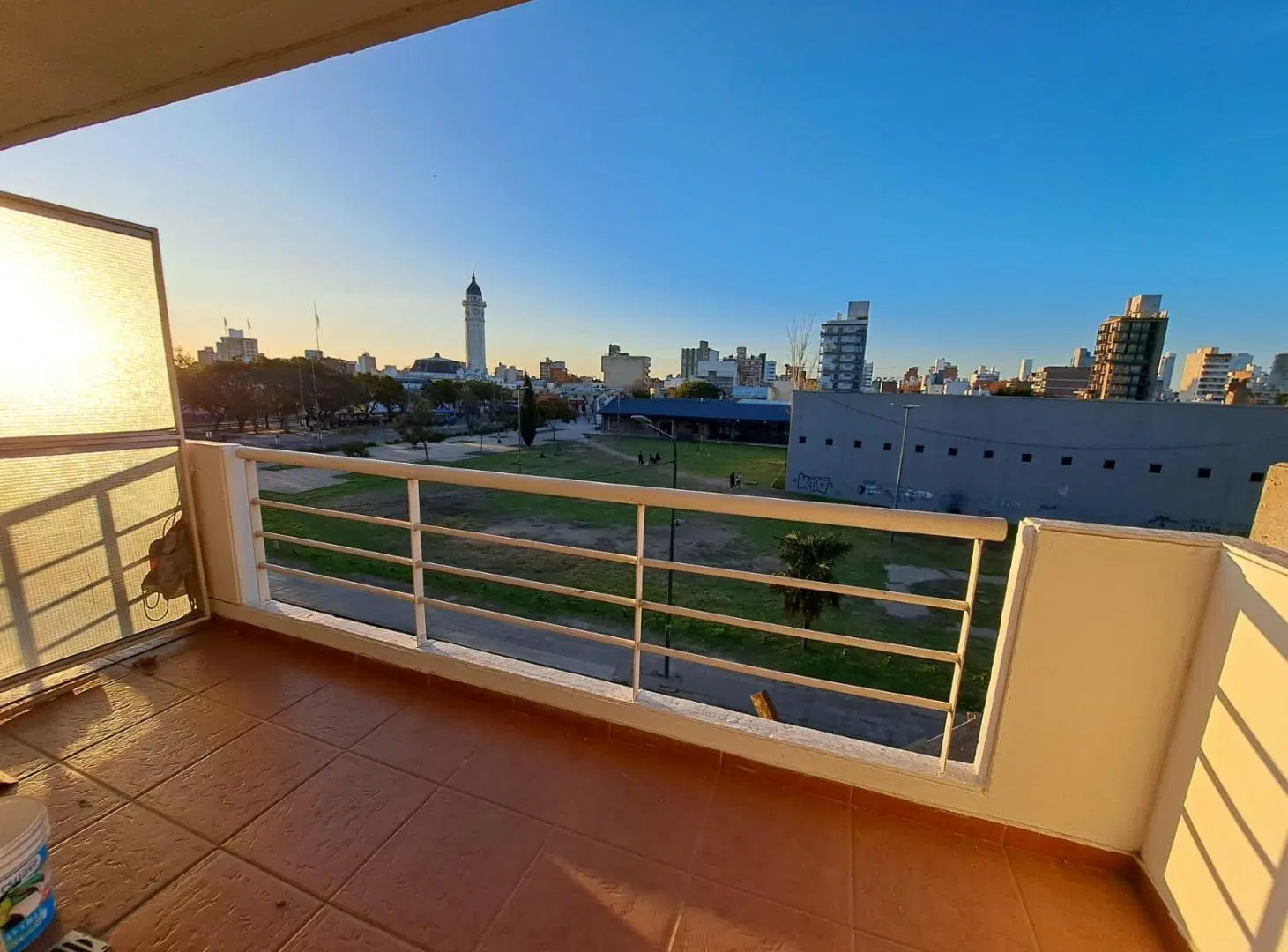 Departamento en Luis Agote 5
