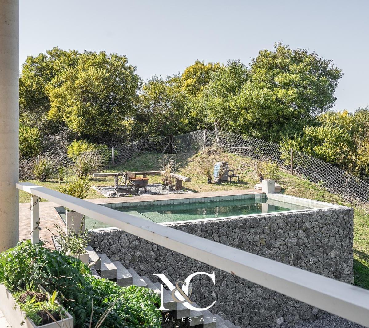 Casa en Venta en Costa Esmeralda 4