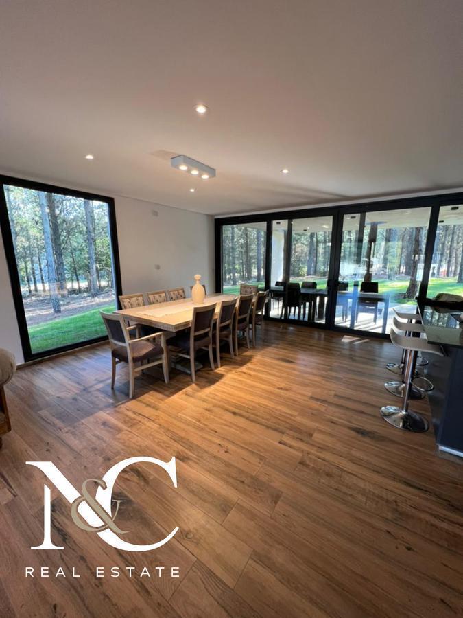 Casa en Venta en Costa Esmeralda 5