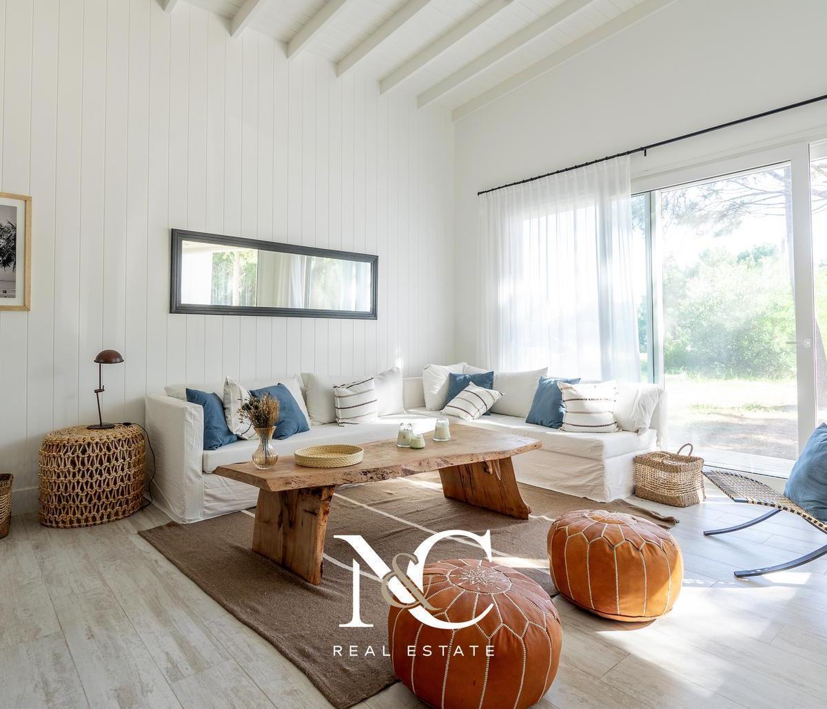 Casa en Venta en Costa Esmeralda a Pasos del Mar 1