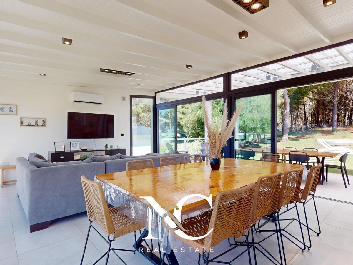 Casa en Venta en Costa Esmeralda con Fondo Libre 5