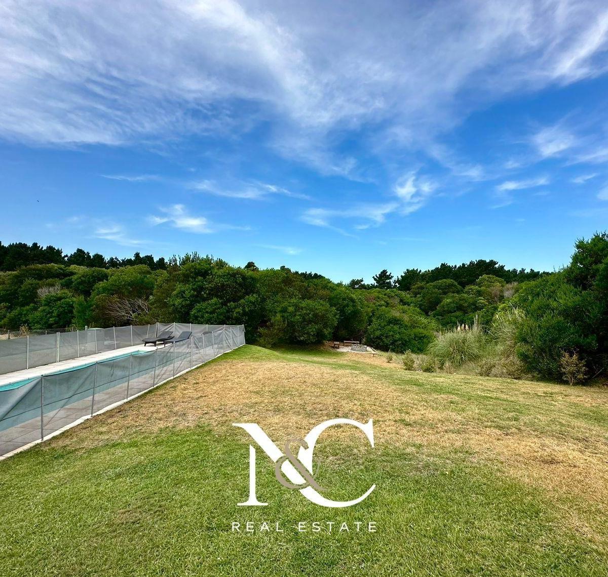 Casa en Venta en Costa Esmeralda 5