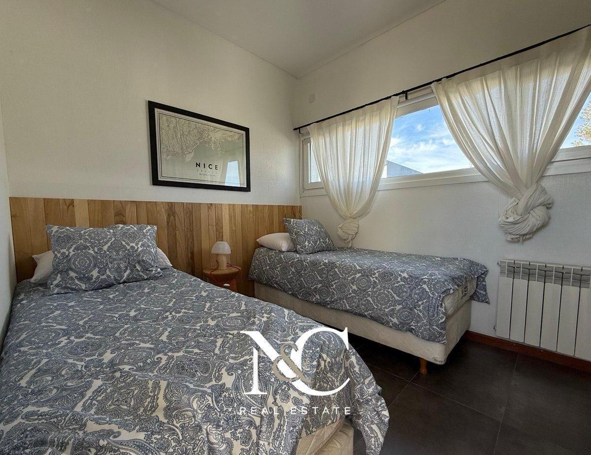 Casa en Venta en Costa Esmeralda 4