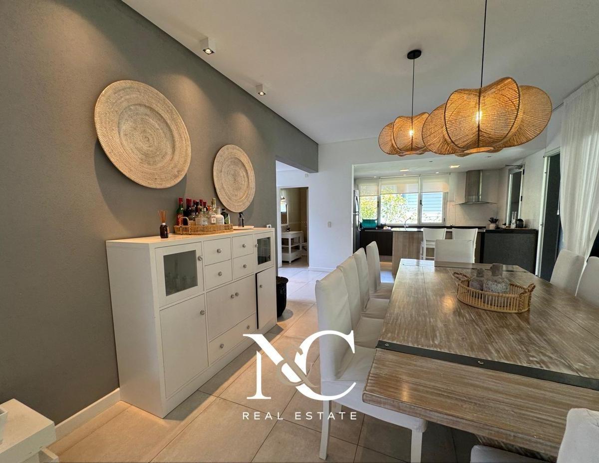 Casa en Venta en Costa Esmeralda 2
