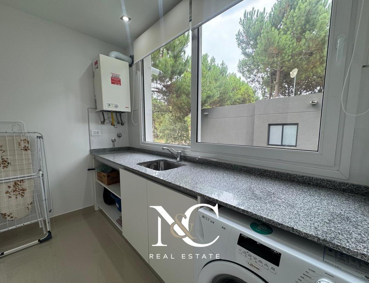 Casa en Venta en Costa Esmeralda 5