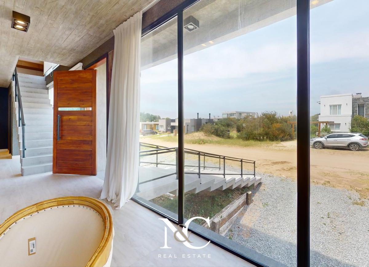 Casa en Venta en Costa Esmeralda 4
