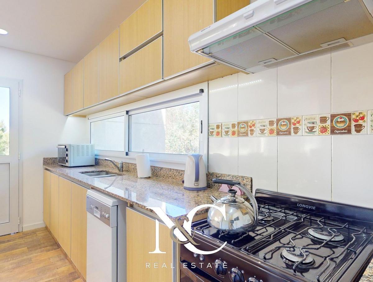 Casa en Venta en Costa Esmeralda 4