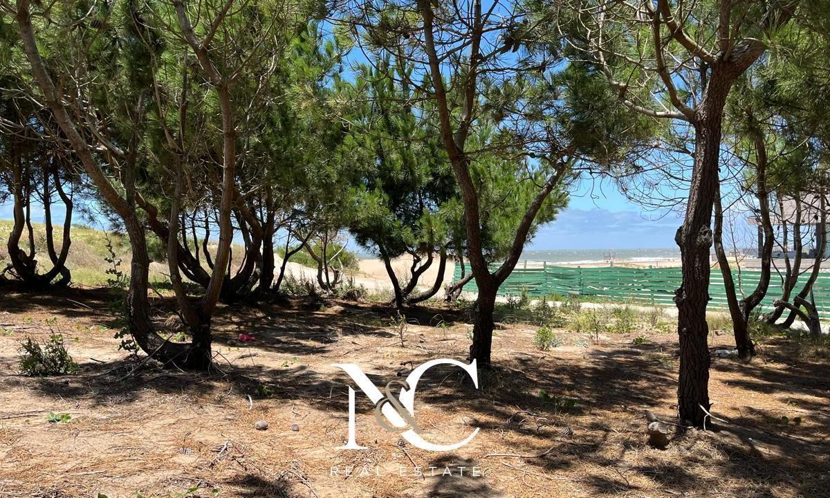 Terreno Lote en Venta en Marítimo II, Primera Línea de Mar 3