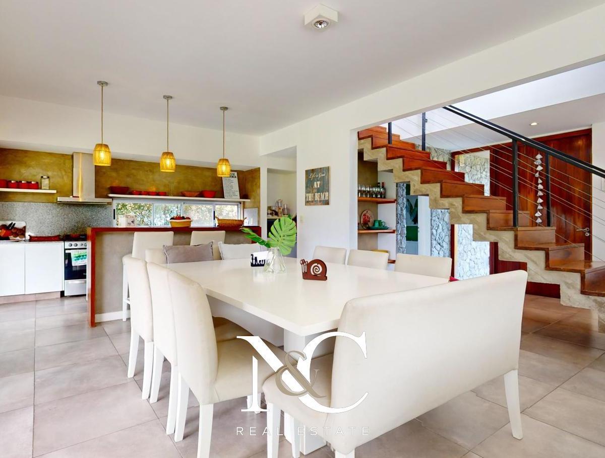 Casa en Venta en Costa Esmeralda, Fondo Libre 2
