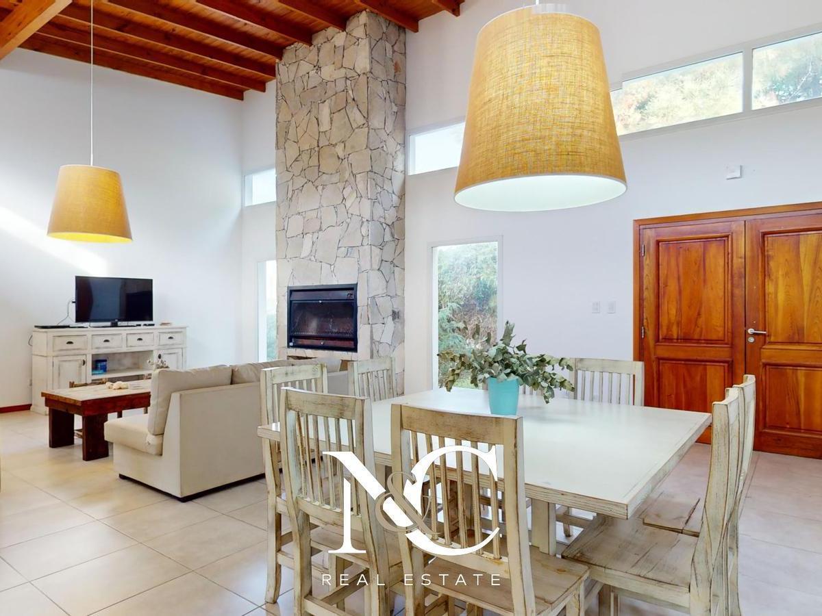 Casa en Venta en Costa Esmeralda con Fondo Libre Arbolado 3