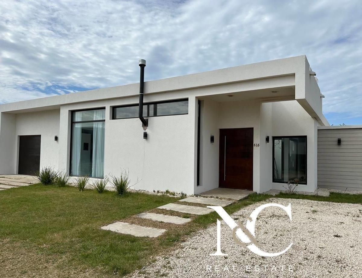 Casa en Venta en Costa Esmeralda 2