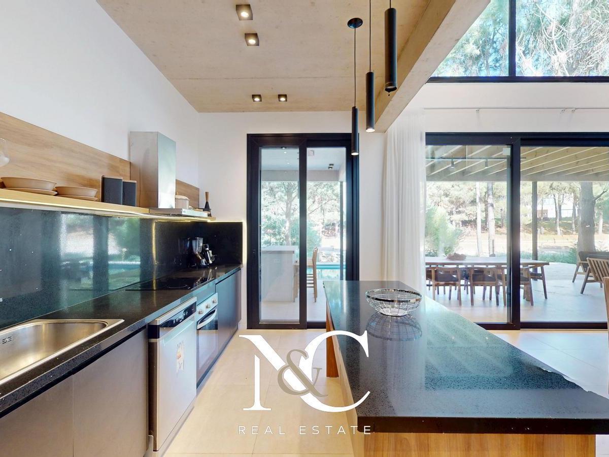 Casa en Venta en Costa Esmeralda 2