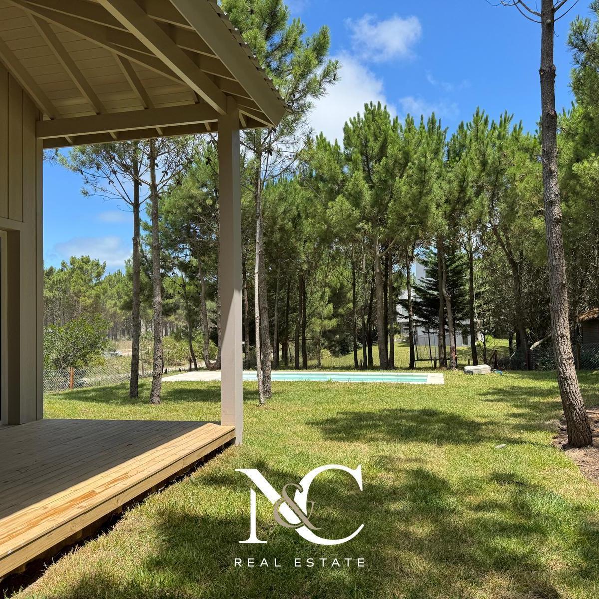 Casa en Venta en Costa Esmeralda Cerca de La Playa 2