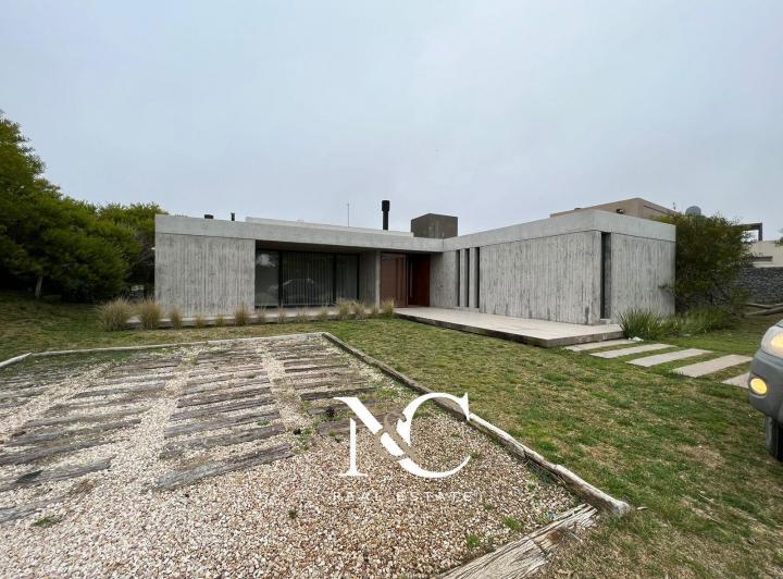 Casa en venta en Costa Esmeralda en Residencial II 2